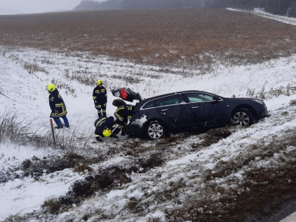 PKW - Bergung in Oberneuberg