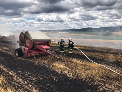 Brandalarm im Getreidefeld